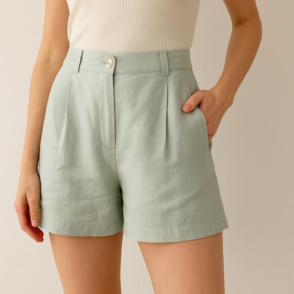 Tommy Bahama Seafoam Green Silk Shorts | Size 6 High Waisted Resort Wear - Picture 1 of 6